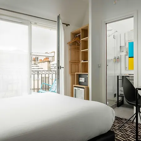 Hotel Arc De Triomphe Paris