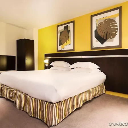 Hotel Arc De Triomphe