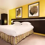 Hotel Arc De Triomphe