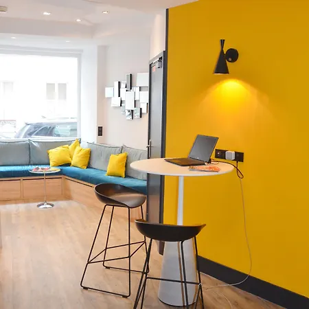 Arc De Triomphe Отель