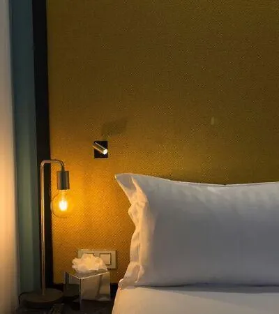 ホテル アルク ドゥ トリオンフ パリ
