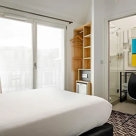 Arc De Triomphe Hotel Paris