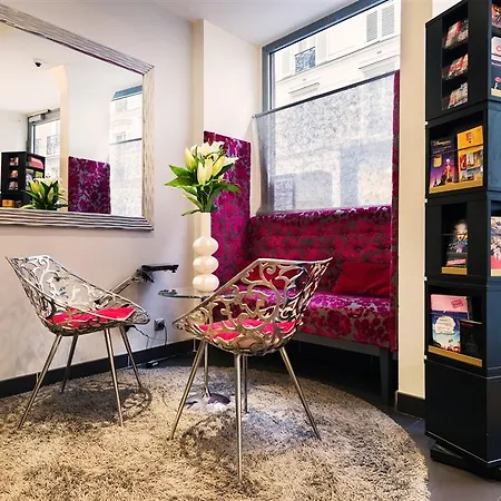 Arc De Triomphe Hotel