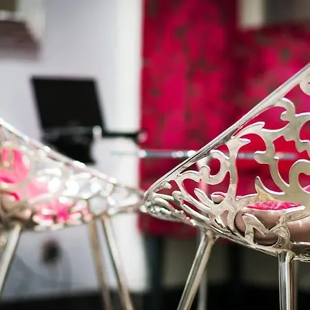 Hotel Arc De Triomphe 3*