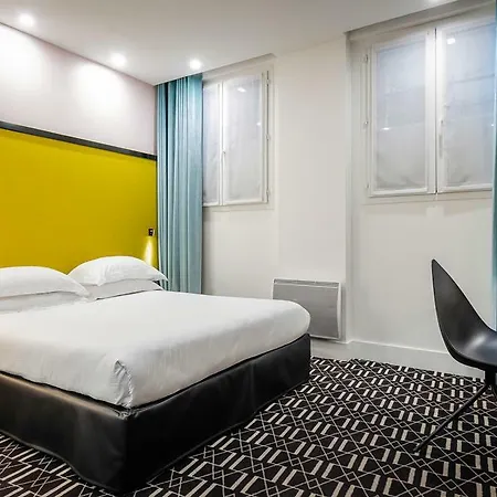 Hotel Arc De Triomphe Parijs