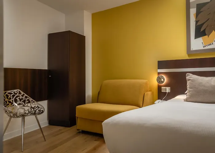 Hotell Arc De Triomphe Paris