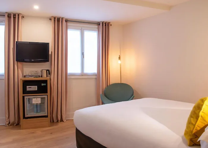 Arc De Triomphe Hotell 3*