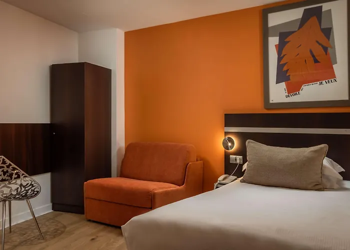 Hotell Arc De Triomphe Paris