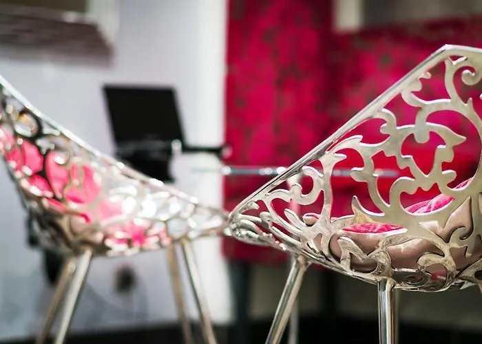 Hotell Arc De Triomphe 3*