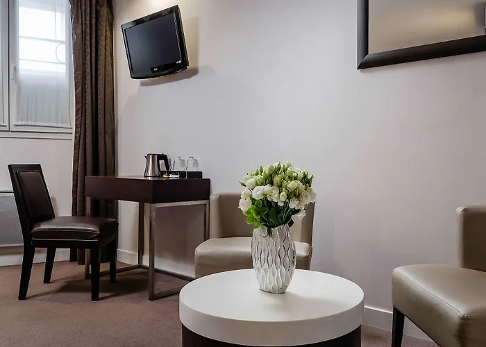 Arc De Triomphe Hotel Paryż