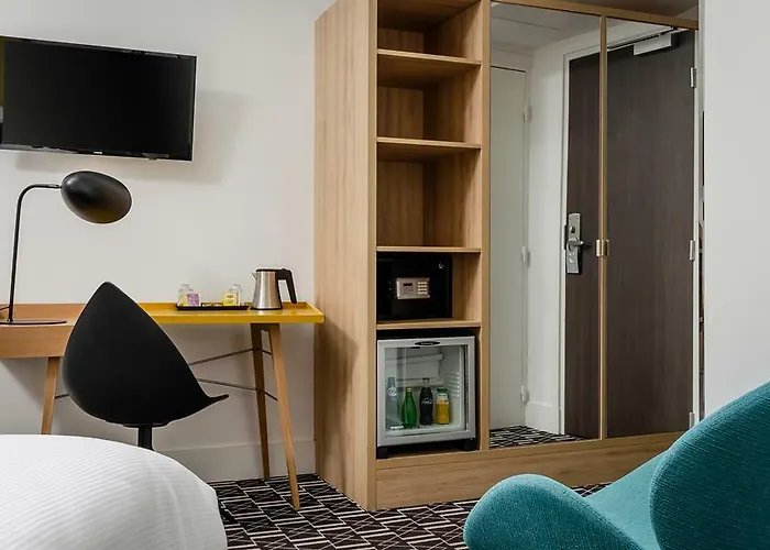 Arc De Triomphe Hotel